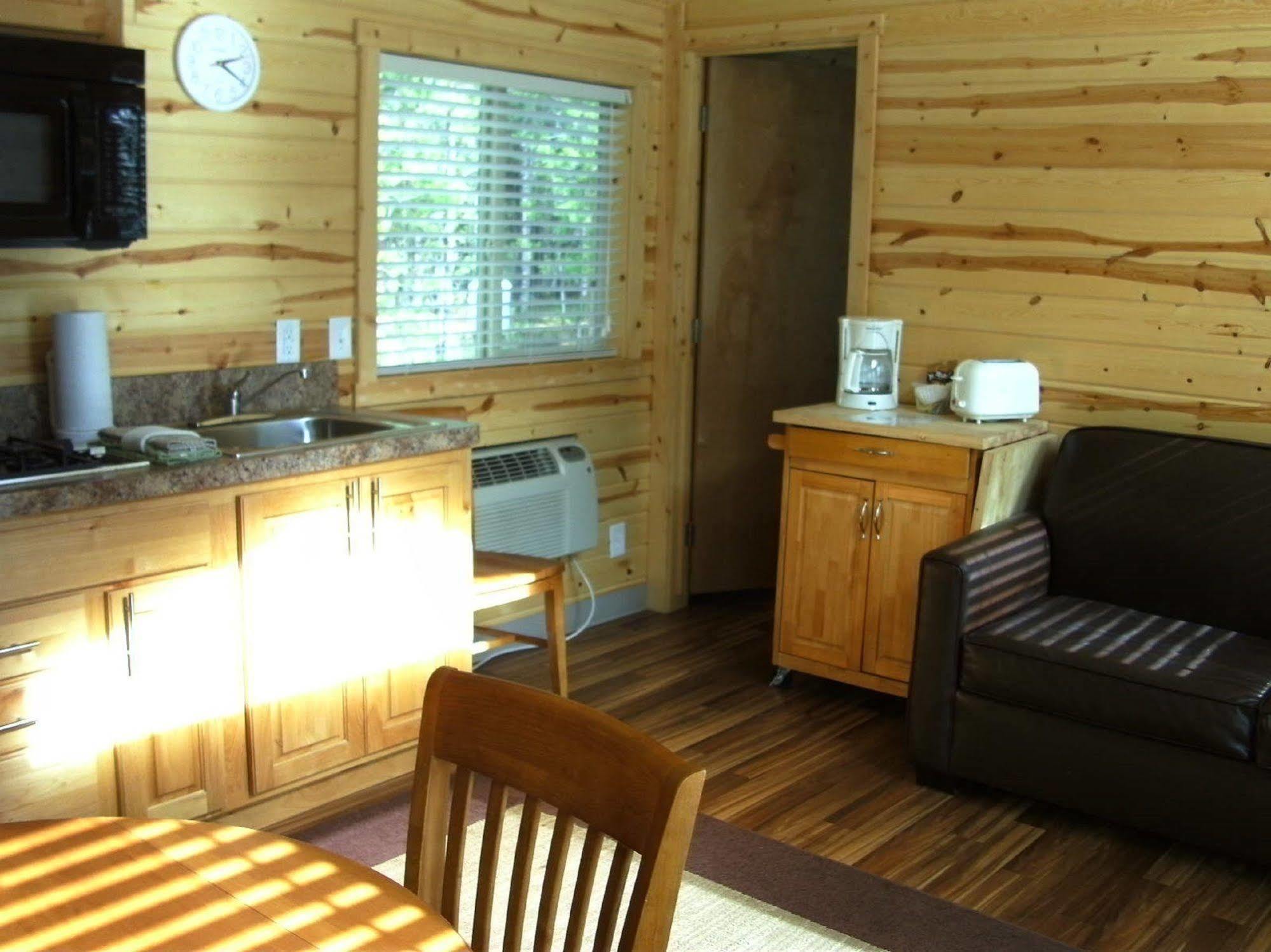 Bend-Sunriver Rv Campground Three Rivers Extérieur photo